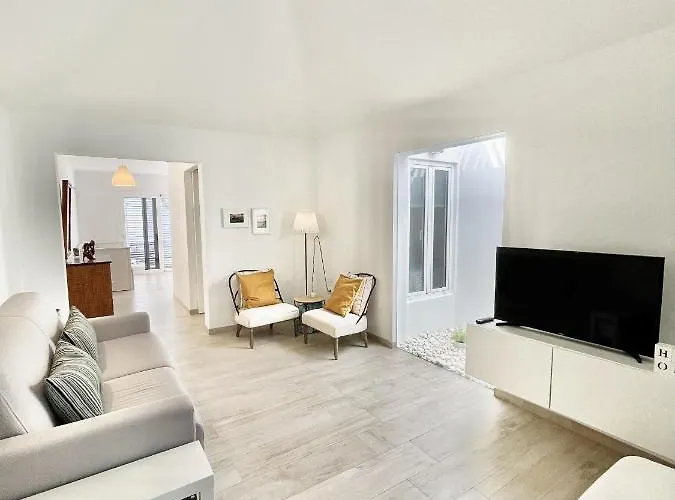 Holiday home Casahost Townhouse Lise *