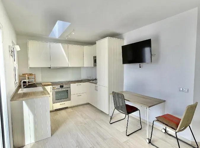 Casahost Townhouse Lise