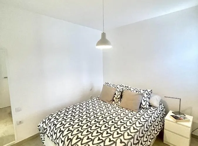 Feriehus Casahost Townhouse Lise Puerto del Carmen (Lanzarote)