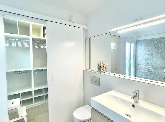 Casahost Townhouse Lise Feriehus Puerto del Carmen (Lanzarote)